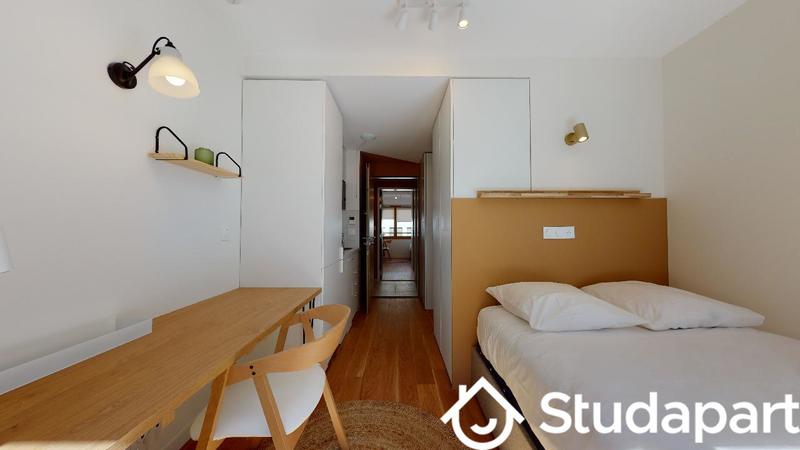 Chambre - 15 m² - 1 pièce