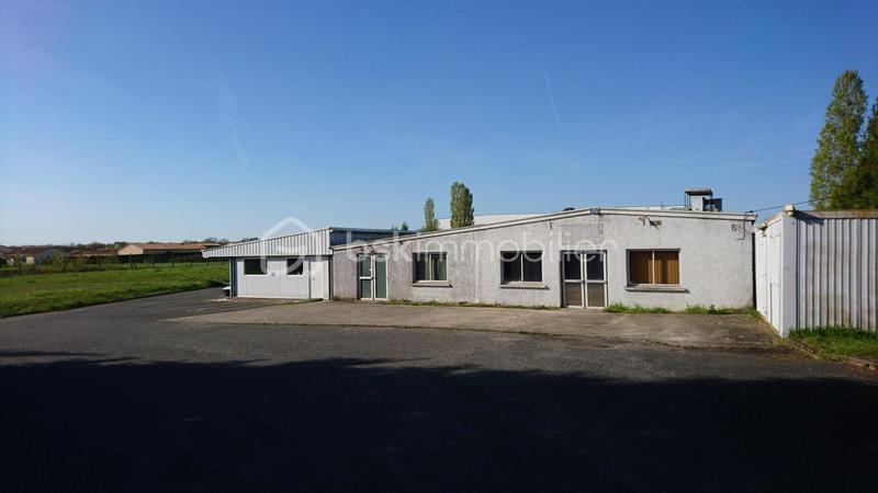 Immeuble - 1 200 m² - 15 pièces
