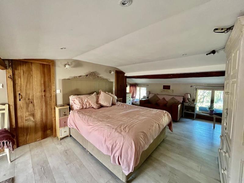 Maison - 511 m² - 24 pièces