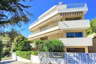 Appartement - 410 m² - 18 pièces