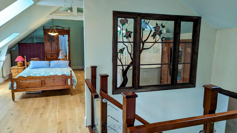 Maison - 247 m² - 8 pièces