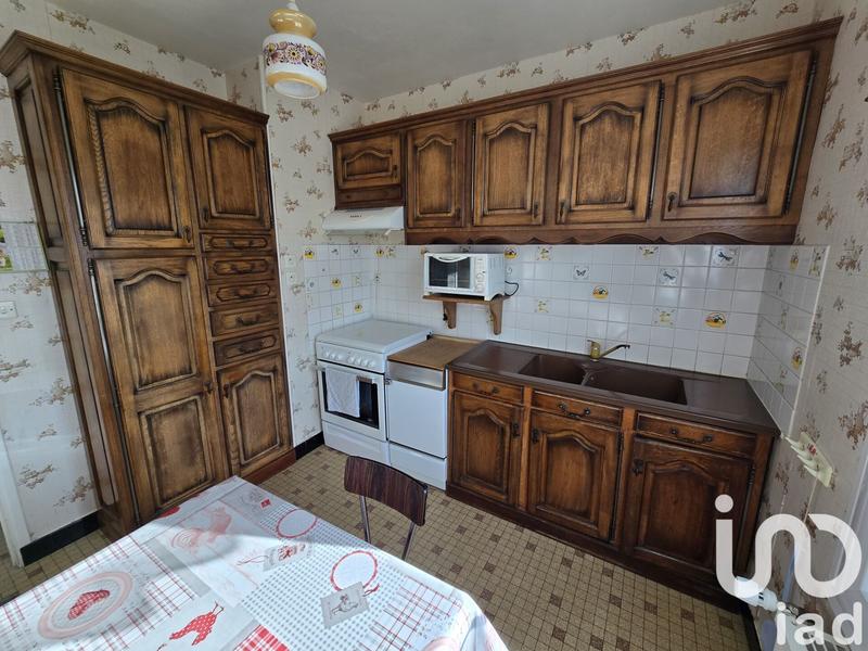 Maison - 93 m² - 6 pièces