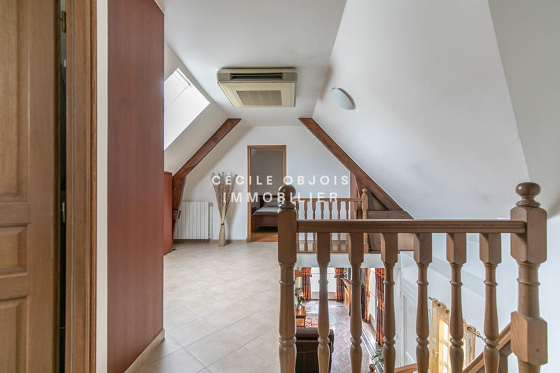 Maison ancienne - 171 m² - 6 pièces