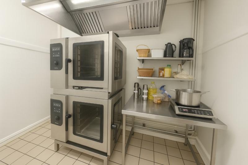 Local d'activité / Entrepôt - 196 m²