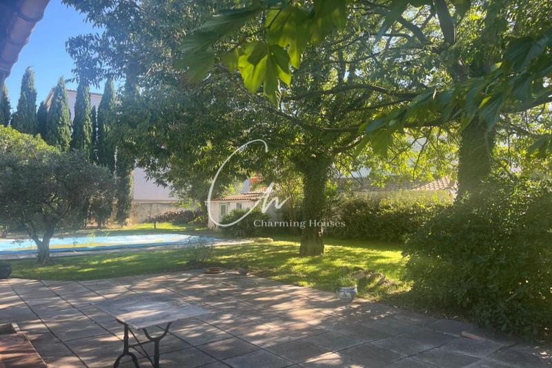 Maison - 186 m² - 6 pièces