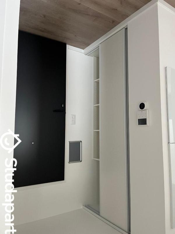 Chambre - 9 m² - 1 pièce