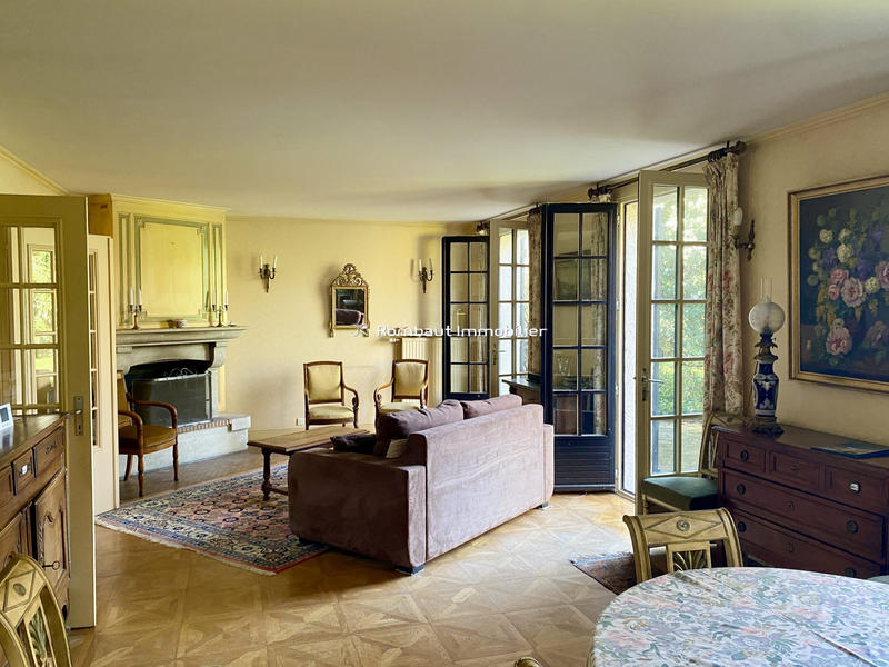 Maison - 179 m² - 8 pièces