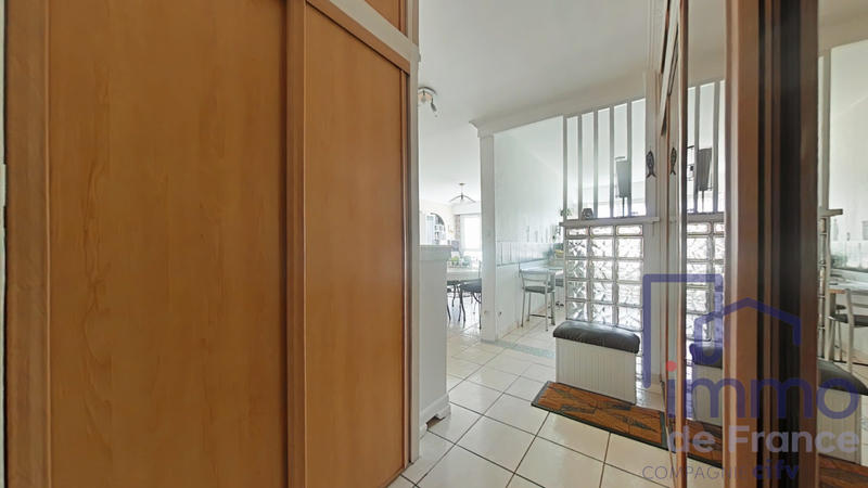 Appartement - 76 m² - 4 pièces