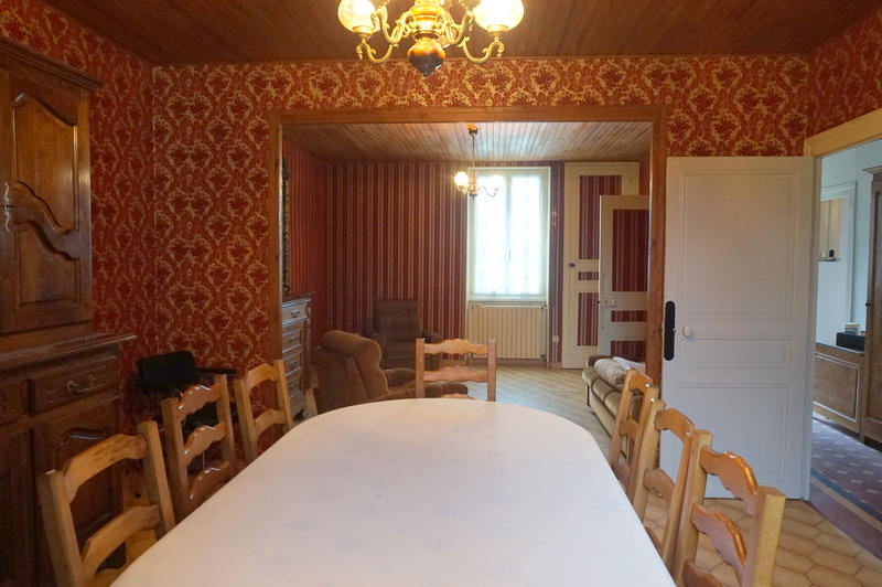 Maison - 137 m² - 7 pièces