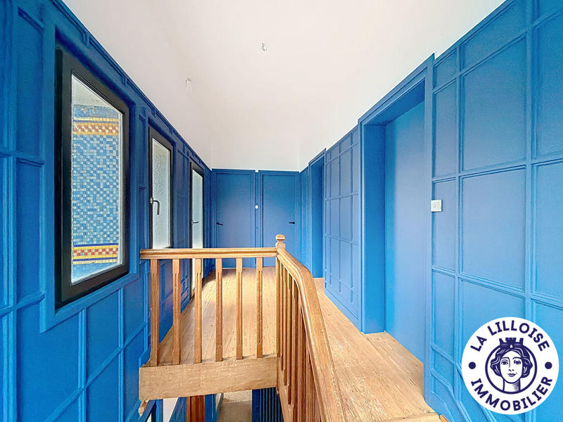 Maison - 217 m² - 7 pièces