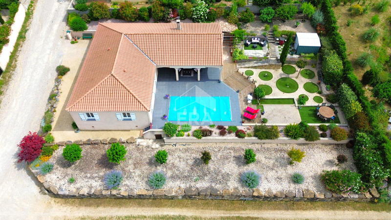 Maison - 145 m² - 5 pièces