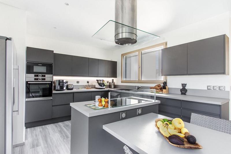 Maison - 157 m² - 6 pièces