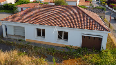 Maison - 111 m² - 4 pièces