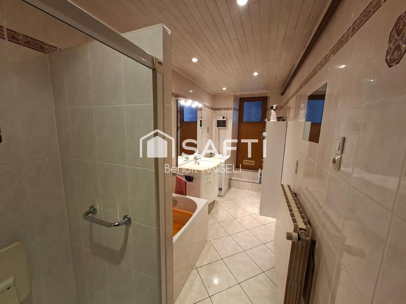 Appartement - 145 m² - 6 pièces