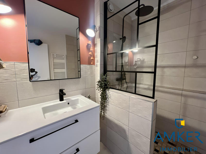 Appartement - 80 m² - 4 pièces