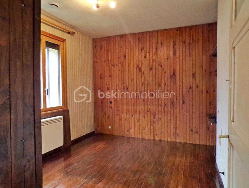 Maison de village - 87 m² - 4 pièces