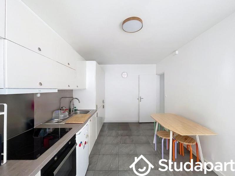 Chambre - 10 m² - 1 pièce