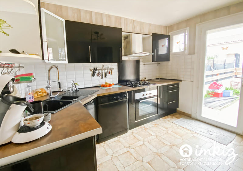 Maison - 94 m² - 4 pièces