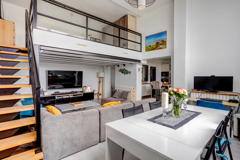 Appartement - 102 m² - 4 pièces