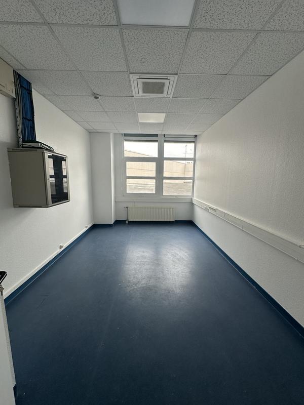 Bureau - 459 m² - 10 pièces