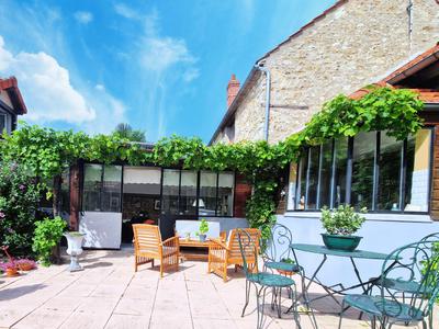 Maison - 193 m² - 9 pièces