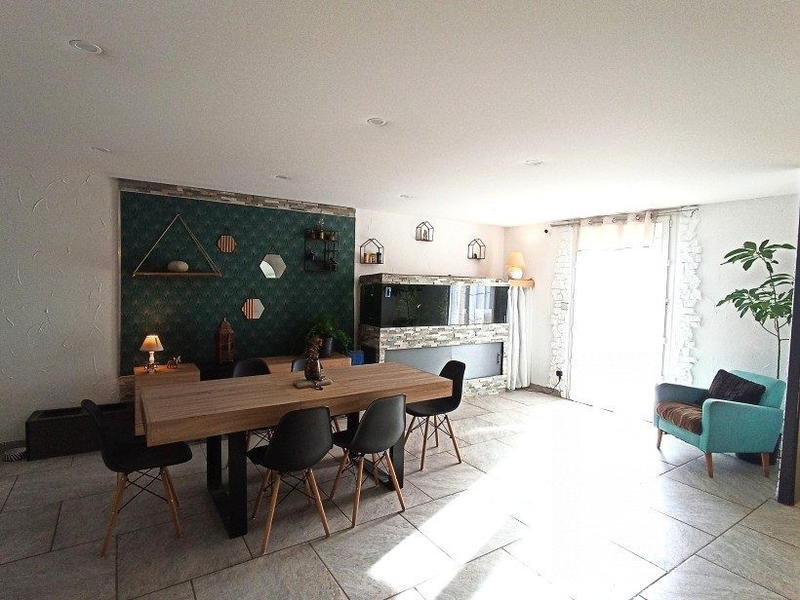 Maison - 140 m² - 7 pièces