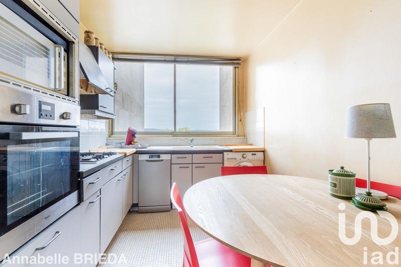 Appartement - 81 m² - 3 pièces