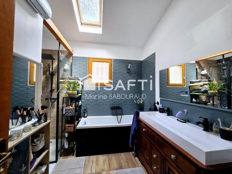 Maison - 90 m² - 3 pièces