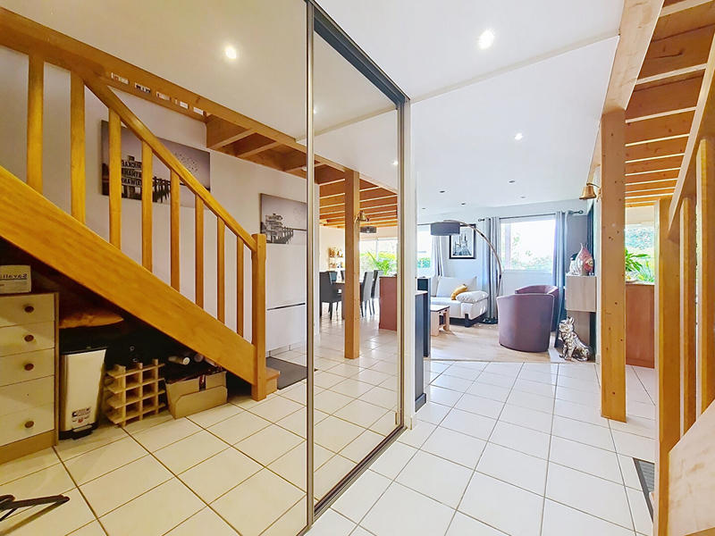 Maison - 142 m² - 7 pièces