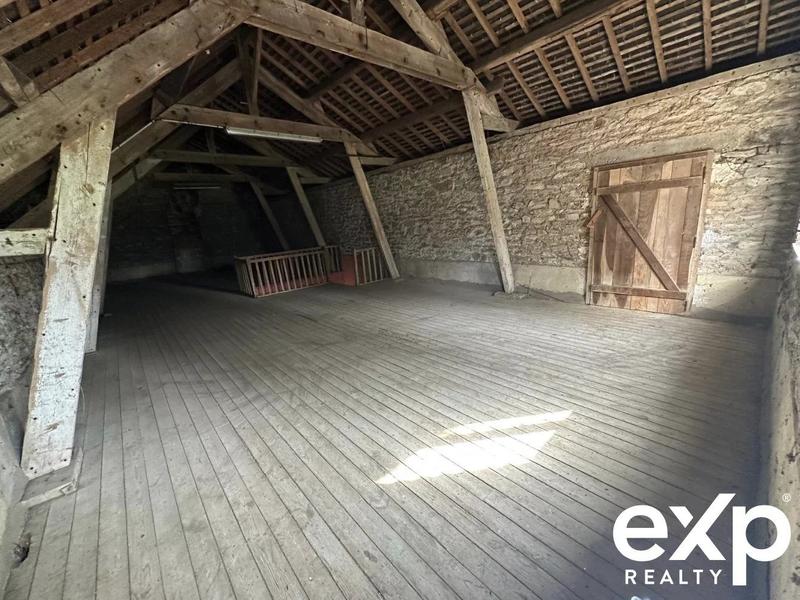 Maison - 268 m² - 7 pièces