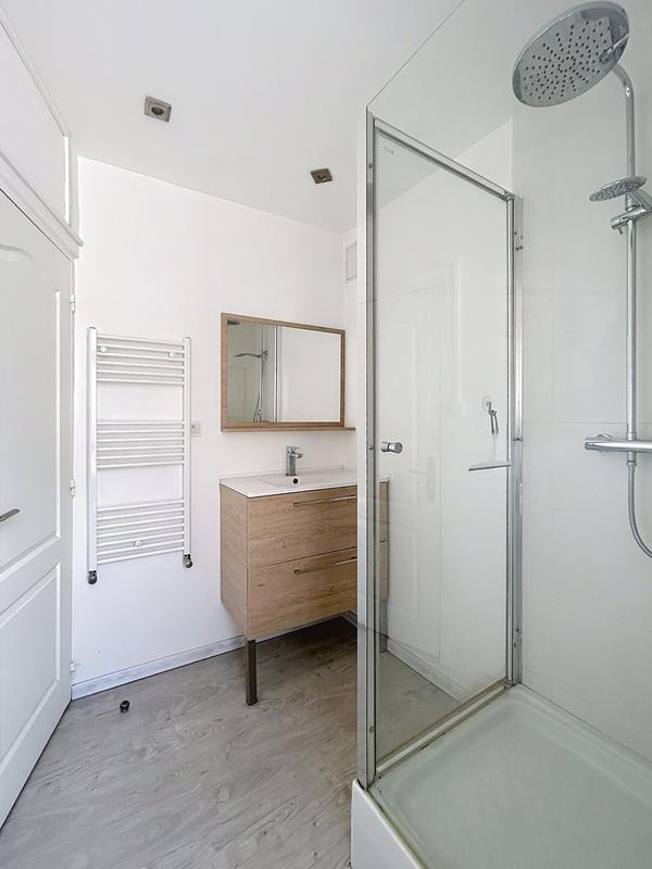 Appartement - 77 m² - 3 pièces