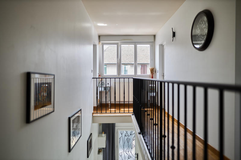 Maison - 202 m² - 8 pièces