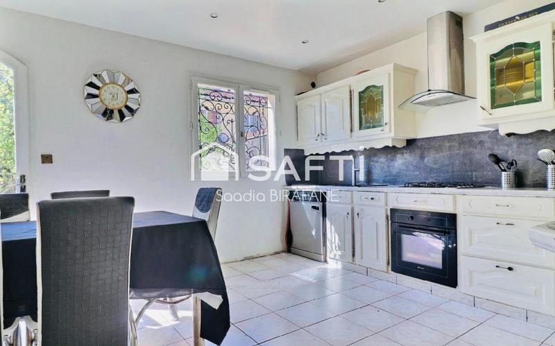 Maison - 111 m² - 6 pièces