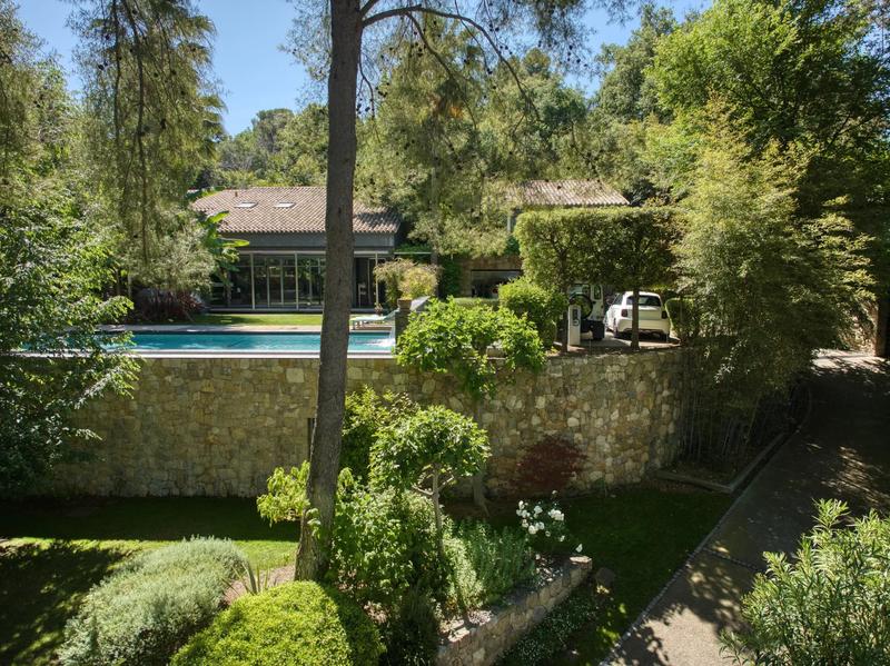 Villa - 350 m² - 8 pièces