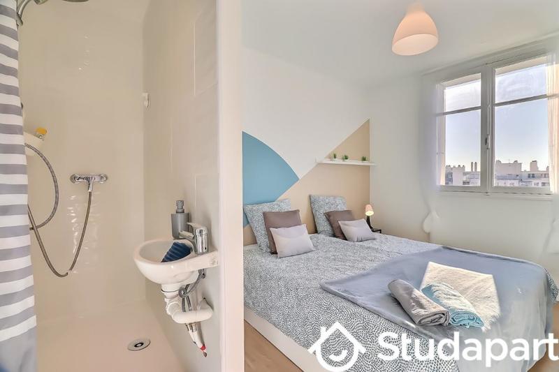 Chambre - 11 m² - 1 pièce