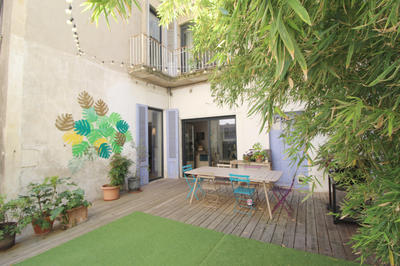 Maison - 248 m² - 9 pièces