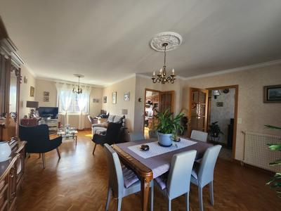 Maison - 103 m² - 5 pièces