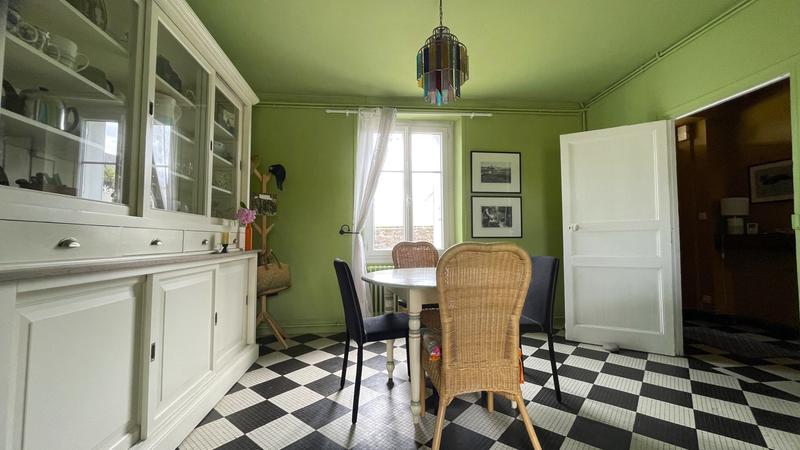 Maison - 102 m² - 6 pièces