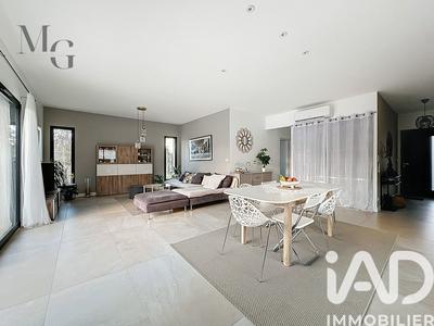 Maison - 108 m² - 4 pièces