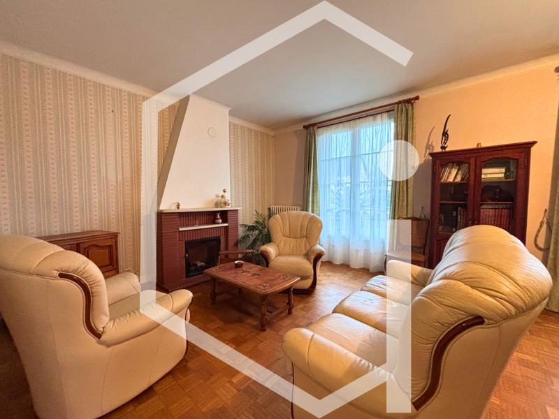 Maison - 95 m² - 4 pièces