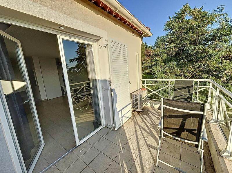 Studio - 28 m² - 1 pièce