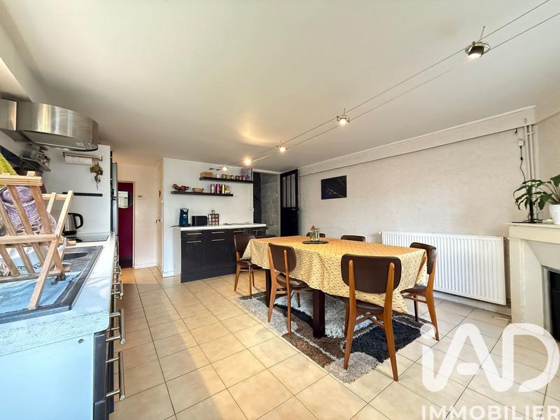 Maison - 92 m² - 4 pièces