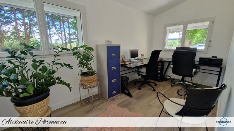 Maison - 235 m² - 12 pièces