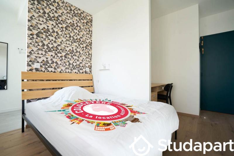 Chambre - 9 m² - 1 pièce