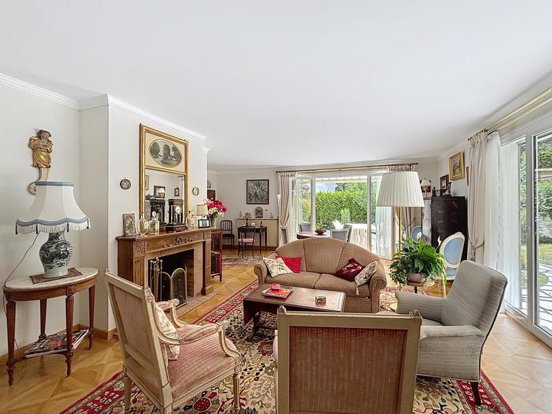 Maison - 189 m² - 7 pièces