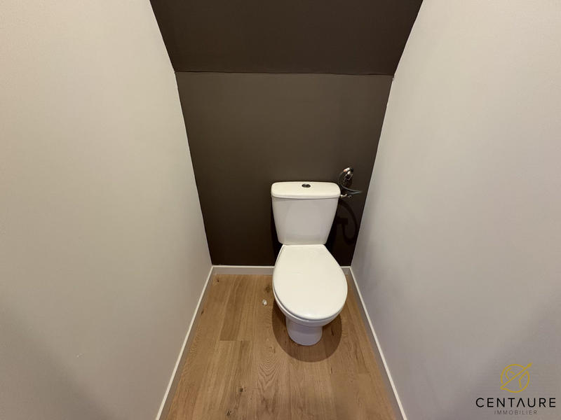 Loft - 117 m² - 5 pièces