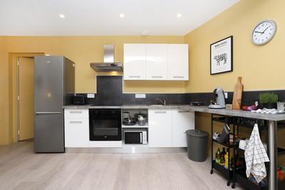 Appartement - 87 m² - 5 pièces