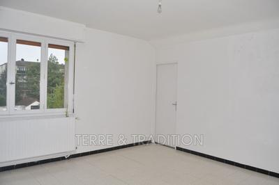 Maison - 200 m² - 10 pièces