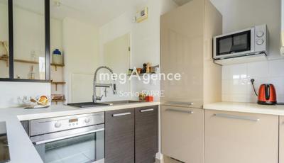 Maison - 97 m² - 5 pièces