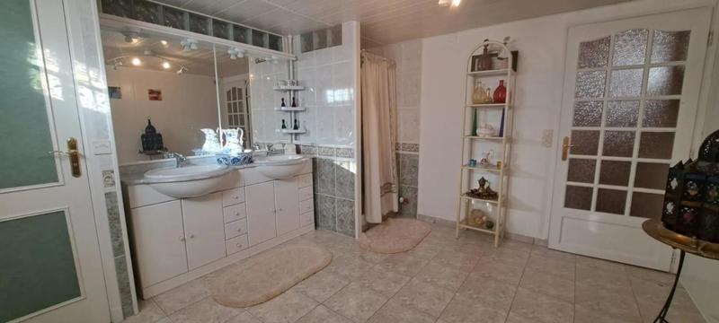 Maison - 123 m² - 5 pièces